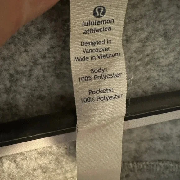 Lululemon size 8 New without tags gray knit zipper jacket - Picture 3 of 3